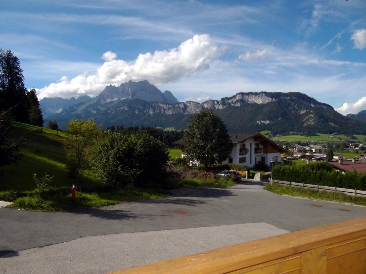 Pension Noella Sankt Johann in Tirol Pokoj fotografie